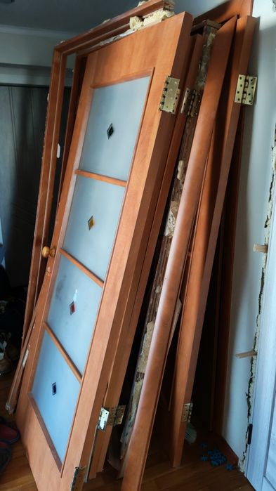 Продам двери межкомнатные