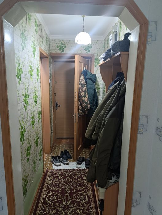 Продаётся двухкомнатная квартира ттз 1 Мирзо-Улугбекский район.