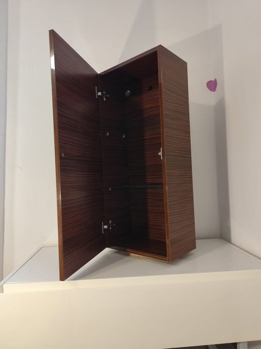Mobilier suspendat 90x40x25