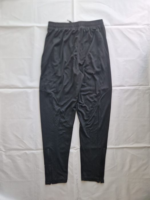 Compleu Jordan - Marimi diverse - Negru/Gri