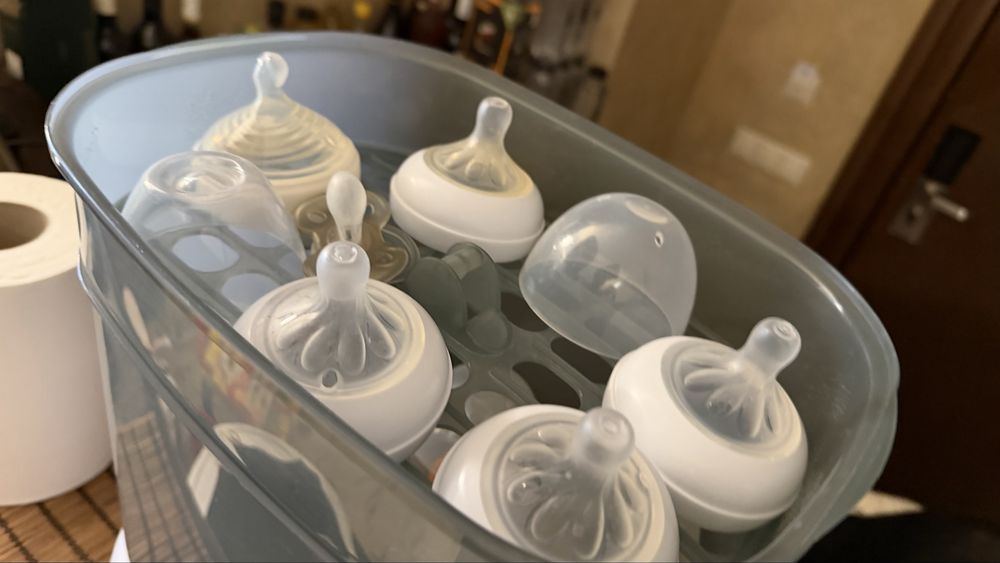 Baby Brezza Sterilizer Dryer Advanced – capacitate mare, design modular, ucide 99,9% din germeni