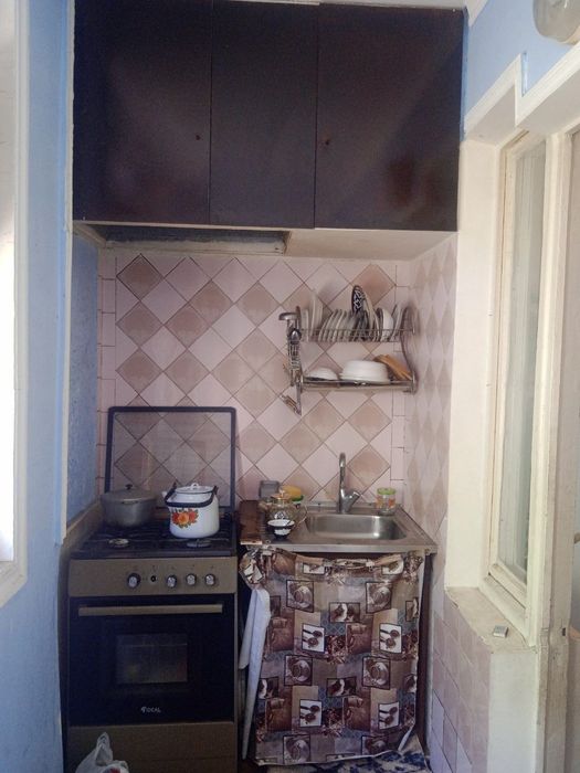 2xonali kvartira sotiladi