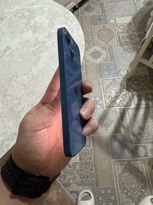 iPhone 13 128Гб в идеале