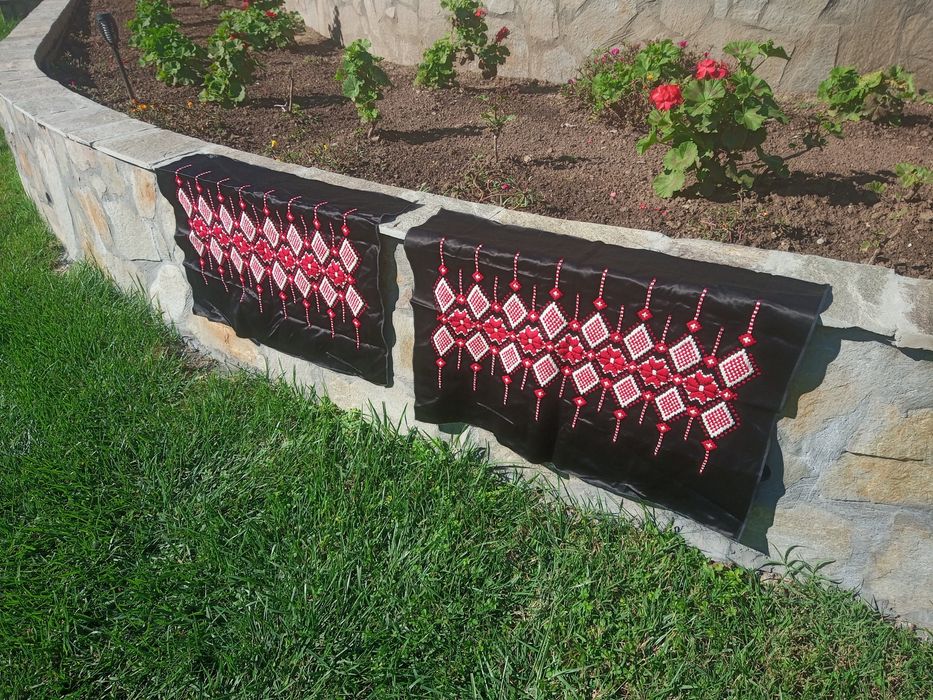 Бродирани възглавници НОВИ.