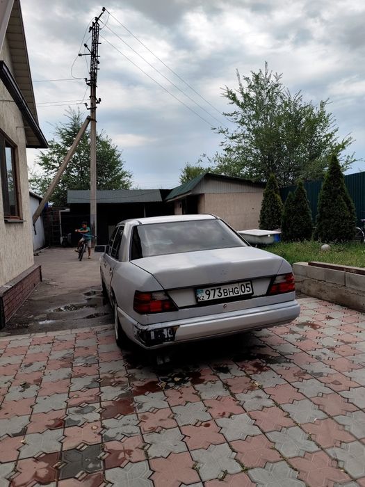 Mercedes benz W 124