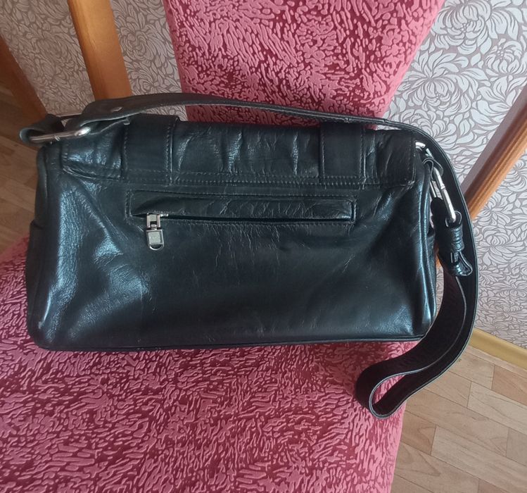 Продам женскую сумку