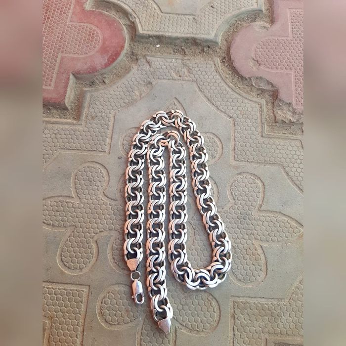 Цепь серебряная. Продам.