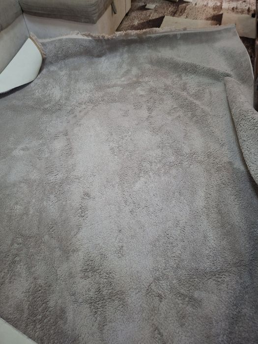 Продам ковры и дорожку