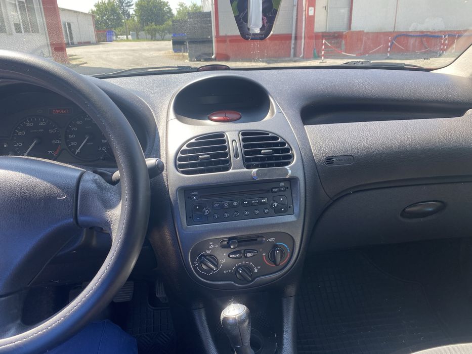 Peugeot 206 1.4 benzina