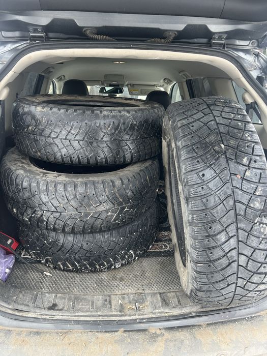 Продам  шины на 16