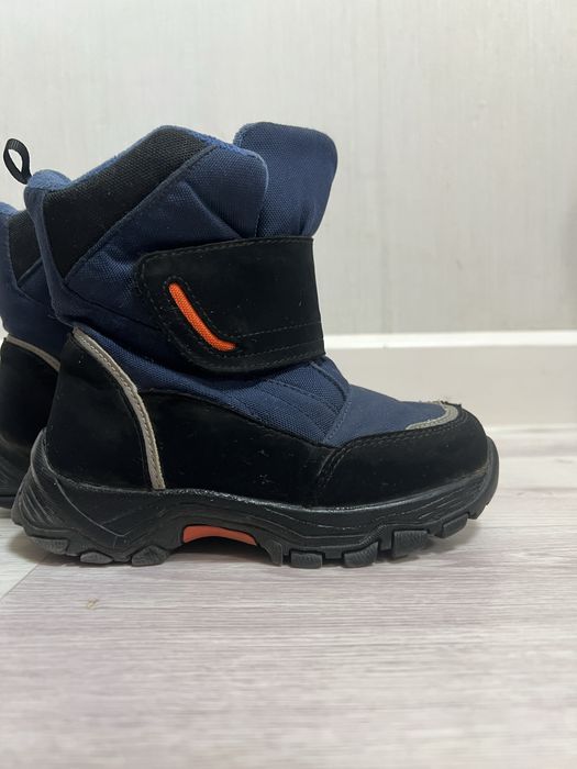 Продам детские сапоги