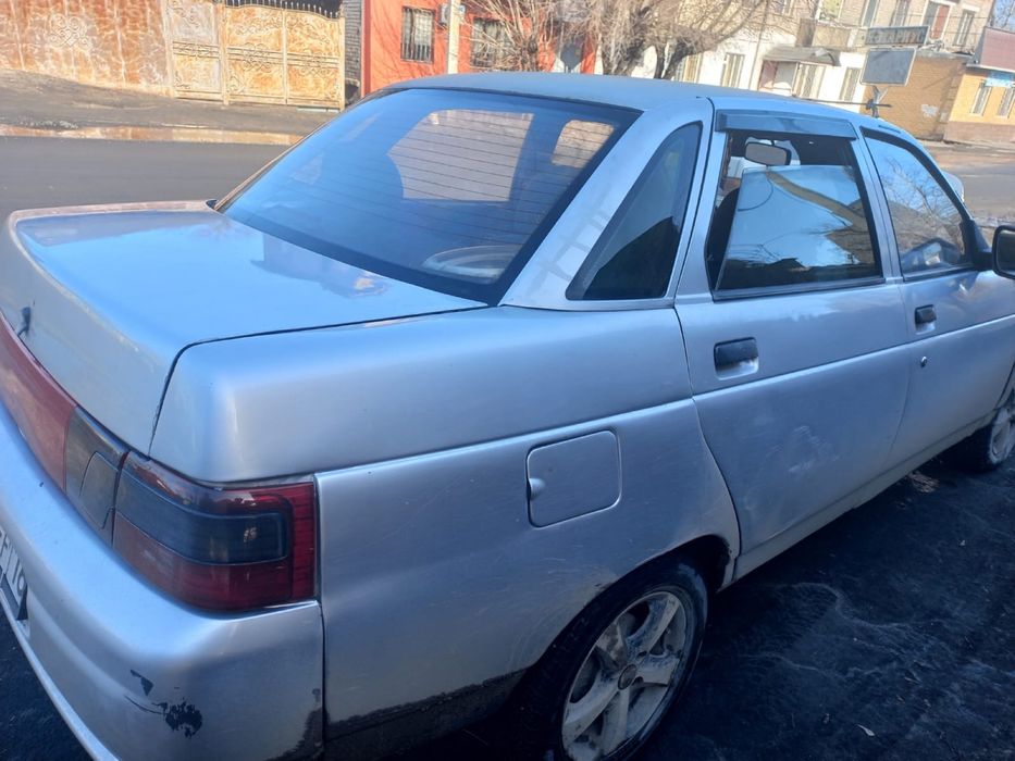 Продам машину 2110