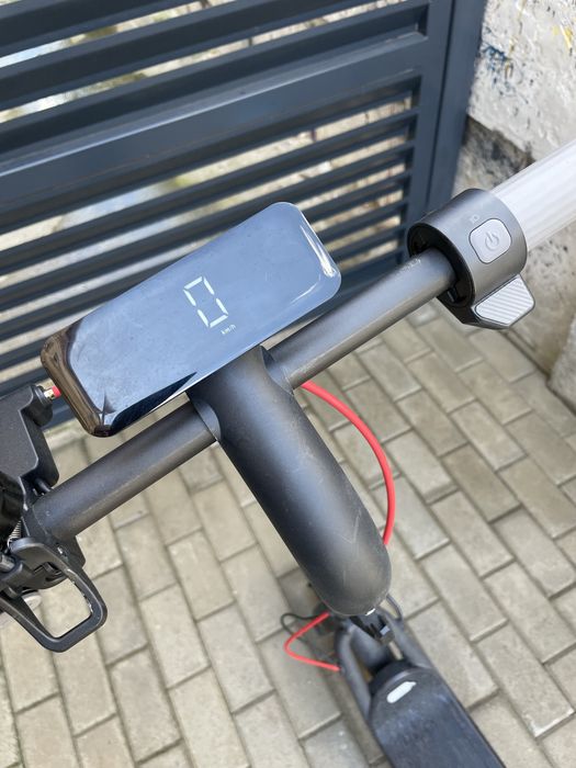 Vînd trotinetă electrică NAVEE