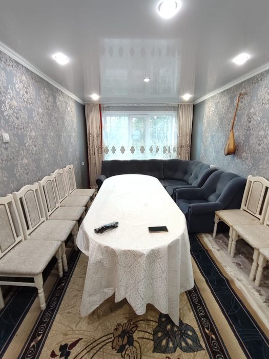 Продам 3 х комн . 4-33, 1 этаж.