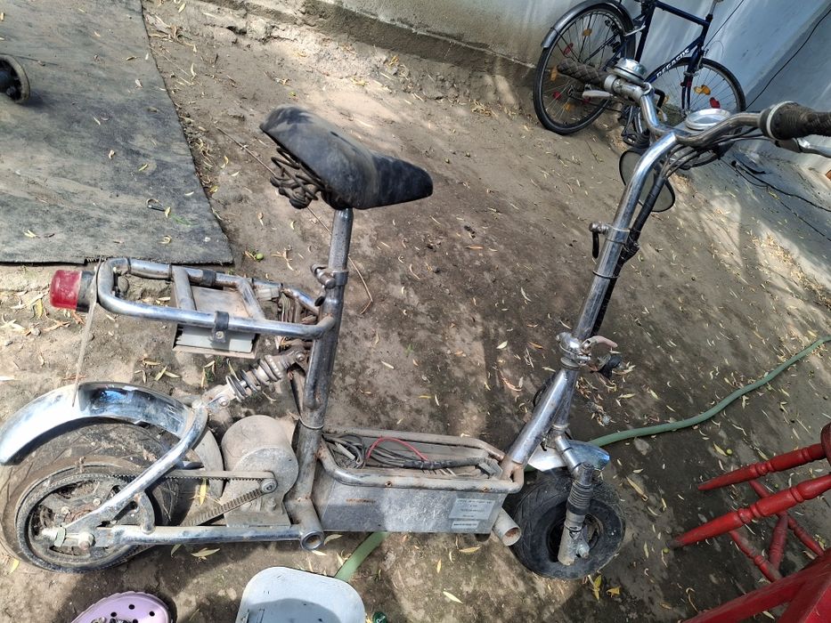 Vând sau schimb cu trotineta electrica
