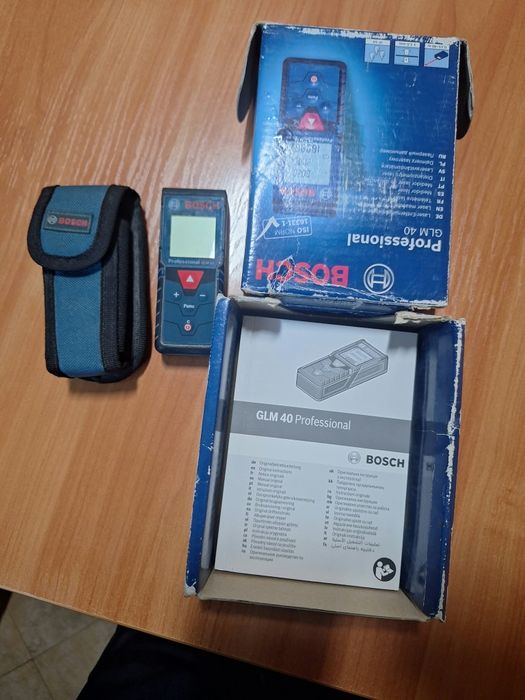 Лазерен далекомер Bosch GLM 40 Professional