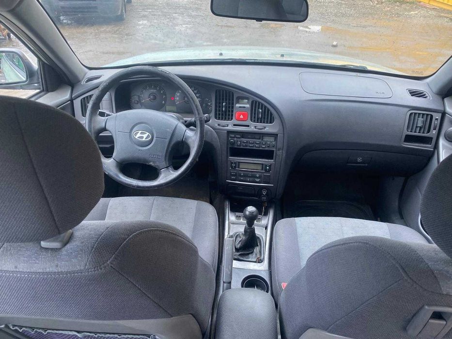 dezmembrez hyundai elantra 2006/bara fata hyundai elantra/faruri