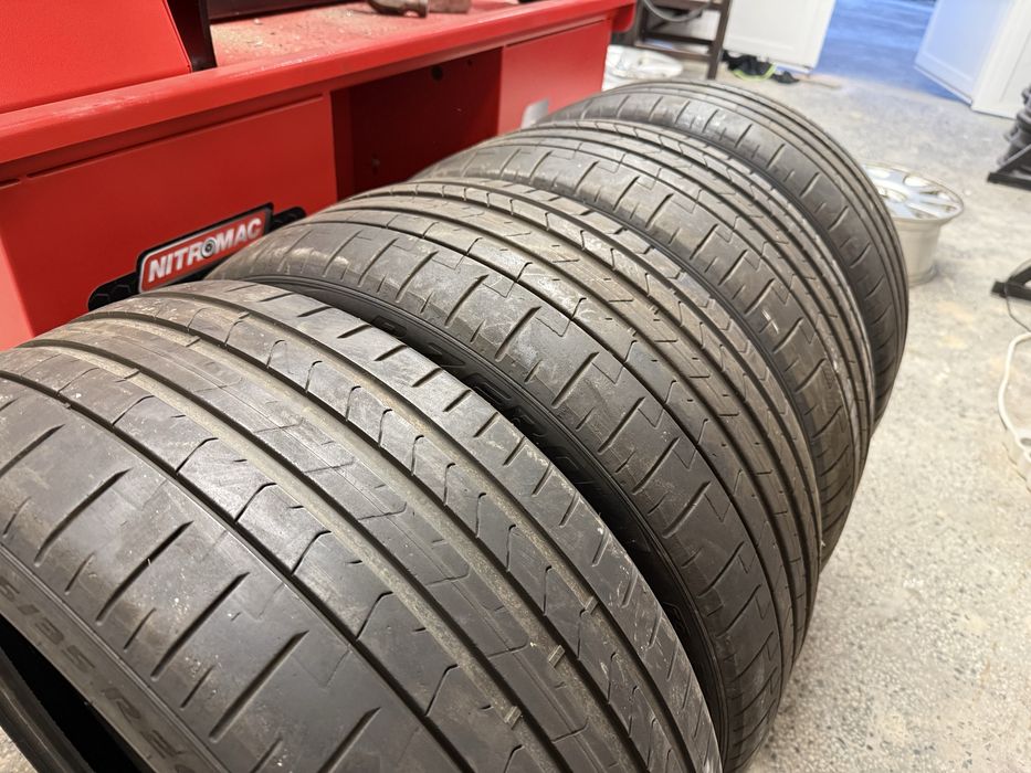 4бр Летни гуми 235/35 R20  Pirelli Pzero Elect silent technology