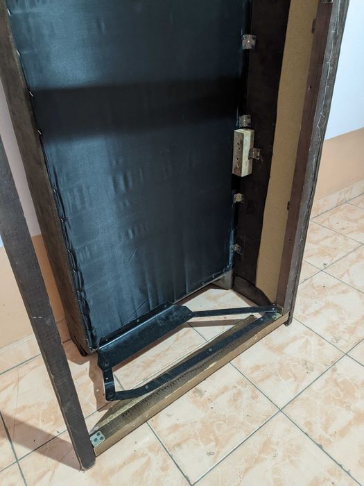 Часть дивана. Приставка к дивану.