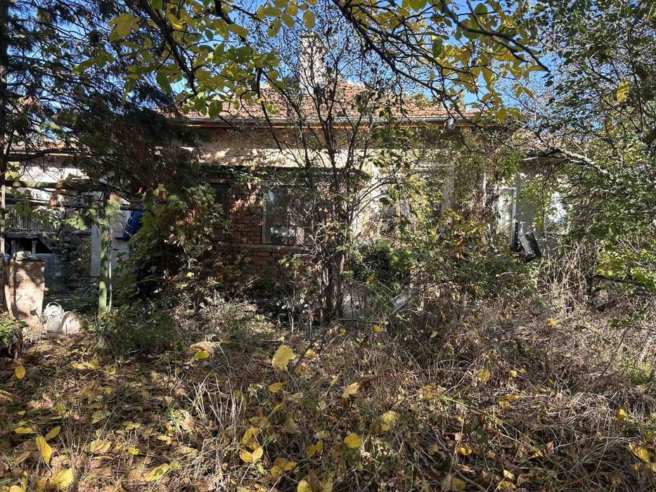 Продава се Къща в с. Доброславци, Област София-град - 700 кв.м за 117 €/кв.м - Снимка #8