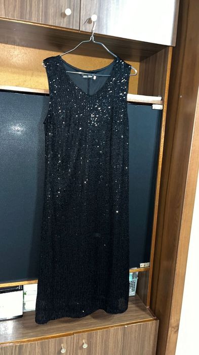 Продам вечерние платья