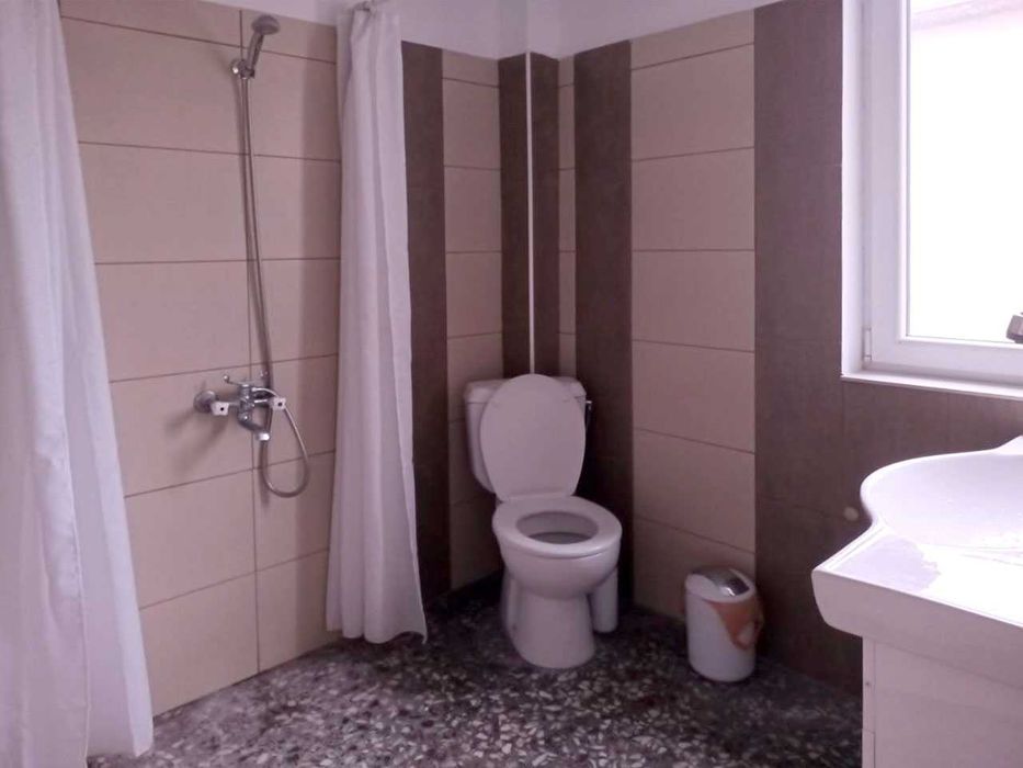 Дава се под наем Етаж от къща в Велинград - 100 кв.м за 331.5 € - Снимка #6