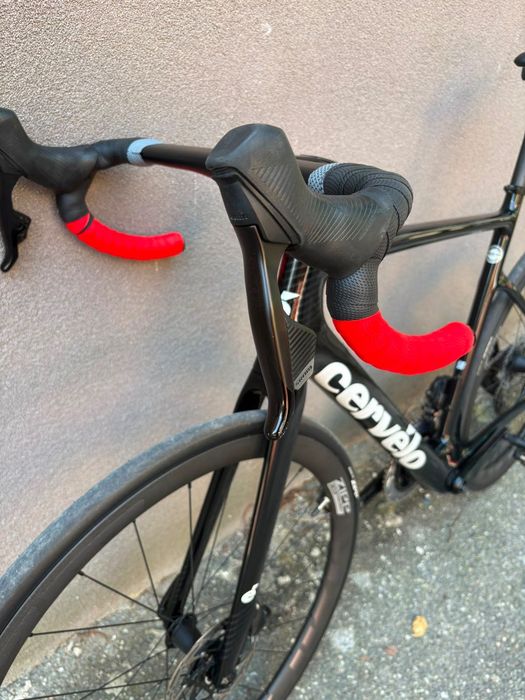 Cursieră Full Carbon Cervelo Caledonia SRAM AXS 12 Viteze