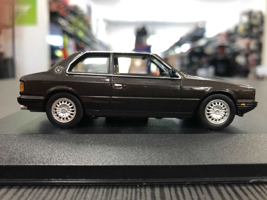 Колекционерски модел метална количка VITTESE MASERATI BITURBO 1:43нова