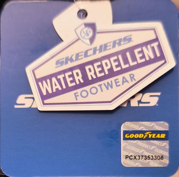 Продам кроссовки