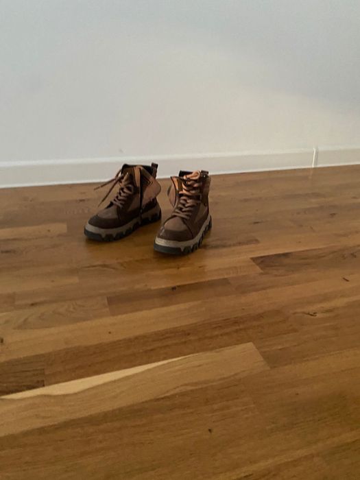 Ботинки зимние на мальчика 34-35 размер