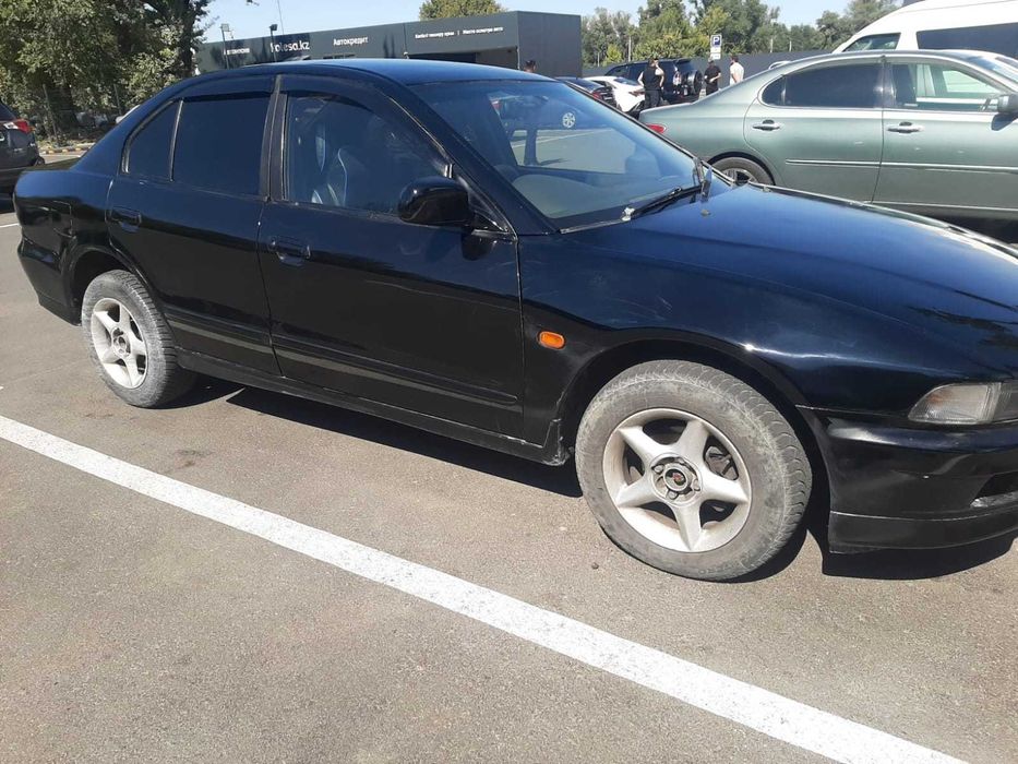 Продам Mitsubishi Galant акула