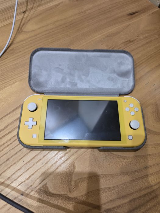 Switch lite прошитый