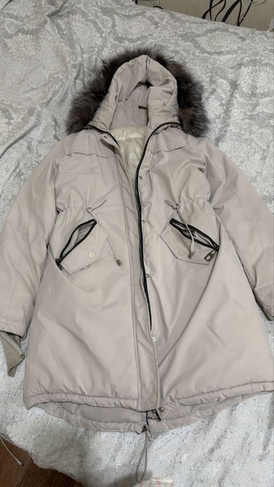 Продам зимний пуховик