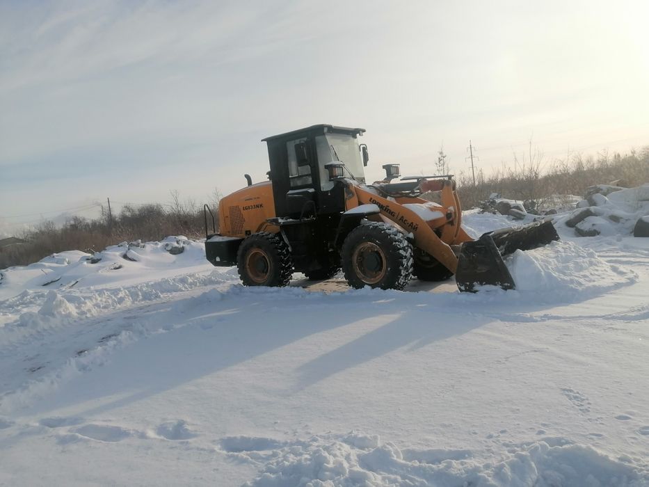Услуг погрузчиков 3 т и 5т