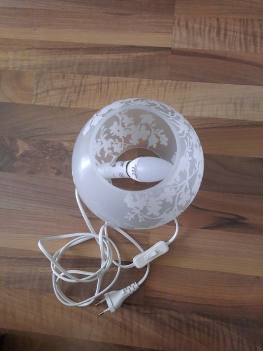 Светильники настольные