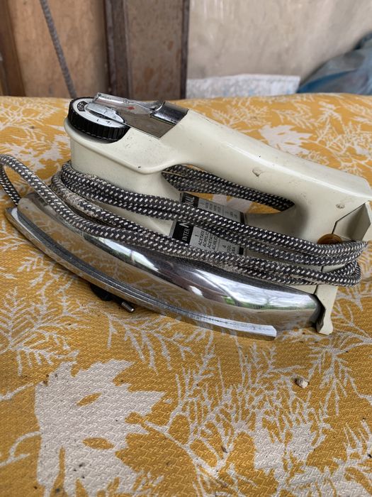 Утюг советский в отличном состоянии