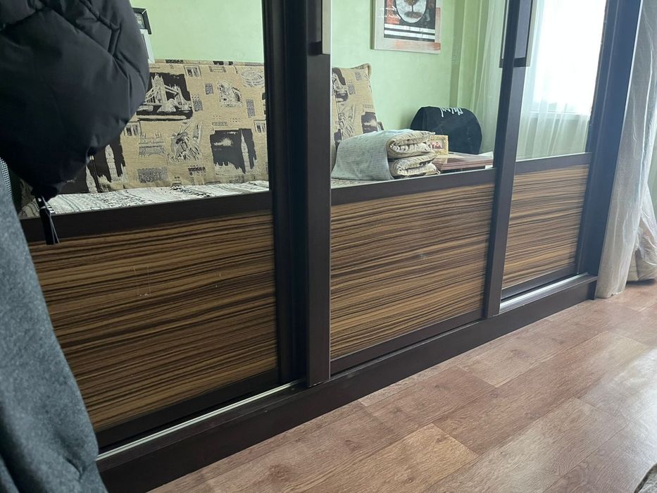 Шкаф напольный, для вещей