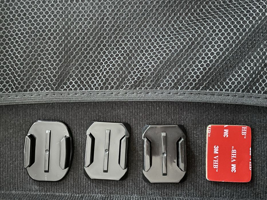 vand accesorii GoPro hero 7 silver+ GoPro-ul( pretul afisat aici este cel total, impreuna cu camera)