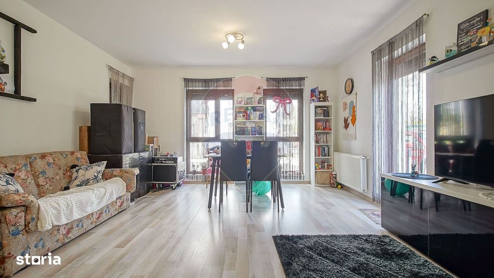 3 Camere || Tractorul || Loc De Parcare || Terasa Si Balcon