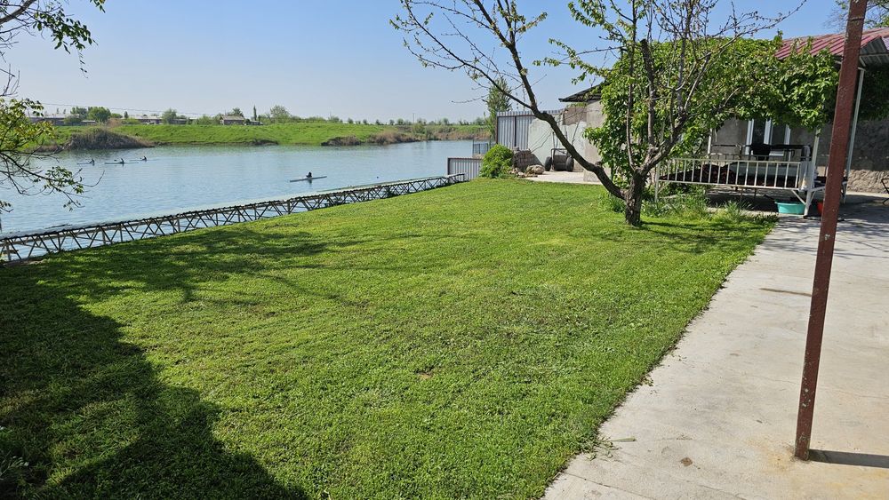 Продаётся дача (дом) на берегу ташморя 6+1 сотых.