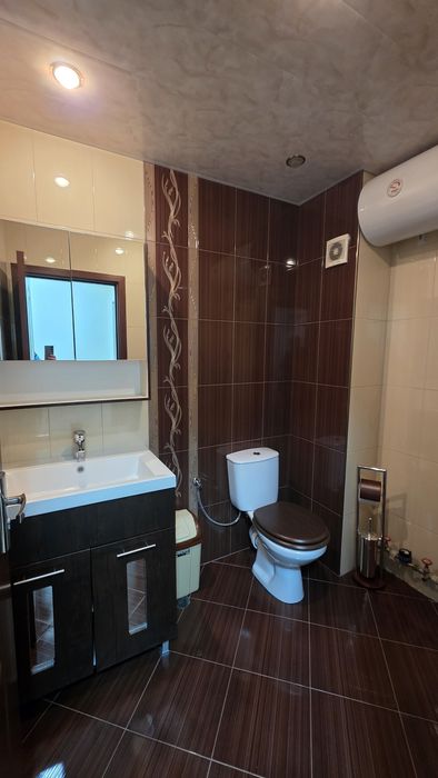 Дава се под наем Офис в Хасково, Център - 60 кв.м за 418.71 € - Снимка #3