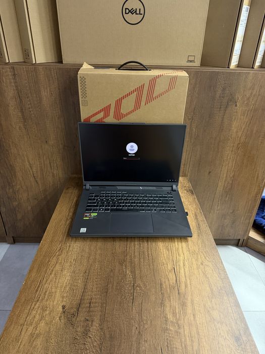 Asus rog strix g16