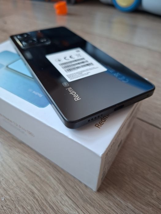 Продавам Xiaomi Redmi Note 12 Pro 5g