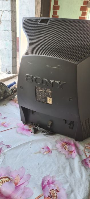 Продам телевизор