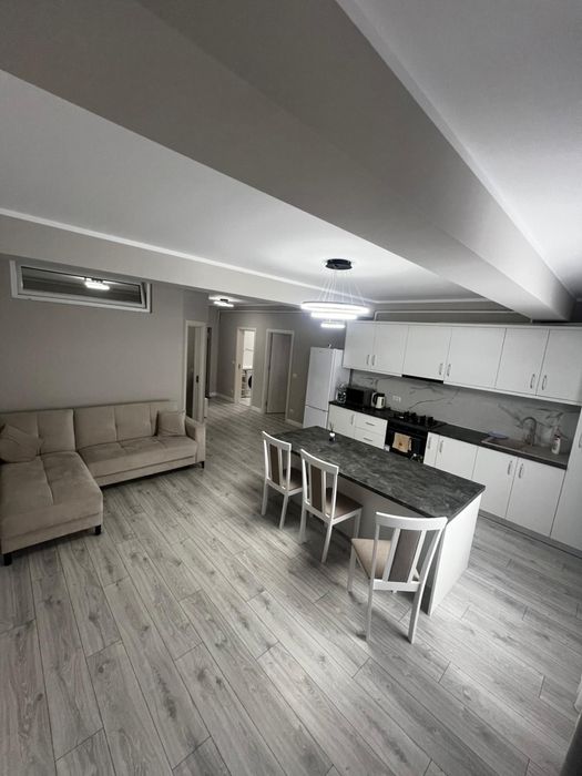 Apartament de inchiriat