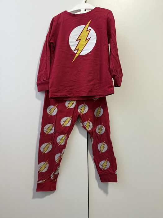 Lot pijamale marimea 98