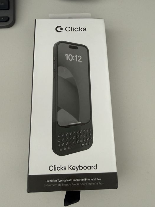 Carcasa Clicks Keyboard Onyx iPhone 16 Pro