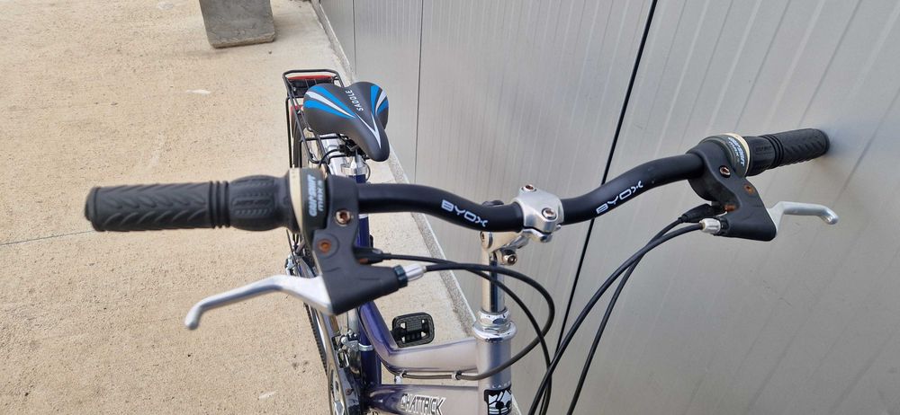 Дамски велосипед Hattrick колело 28"