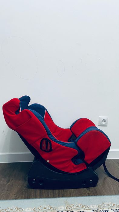 Продам Автокресло