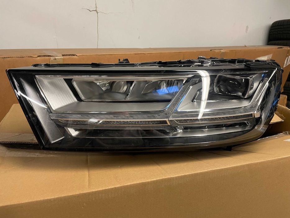 Far stanga / dreapta Full LED AUDI Q7 4M 2015- 2019 4M0941033C/034C